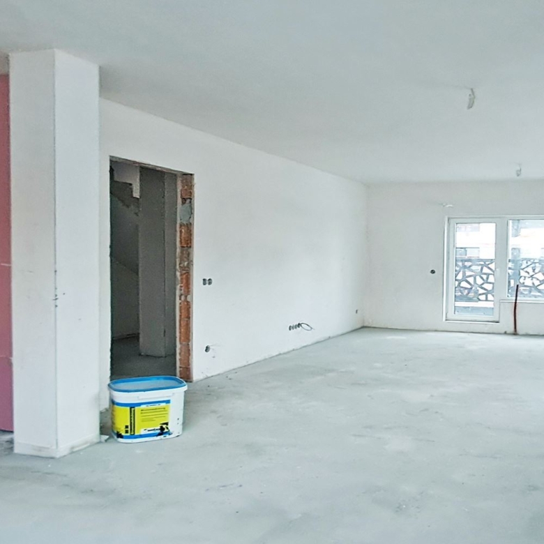4-СТАЕН АПАРТАМЕНТ 212 М² ДО МЕТРОСТАНЦИЯ МИЗИЯ - 0