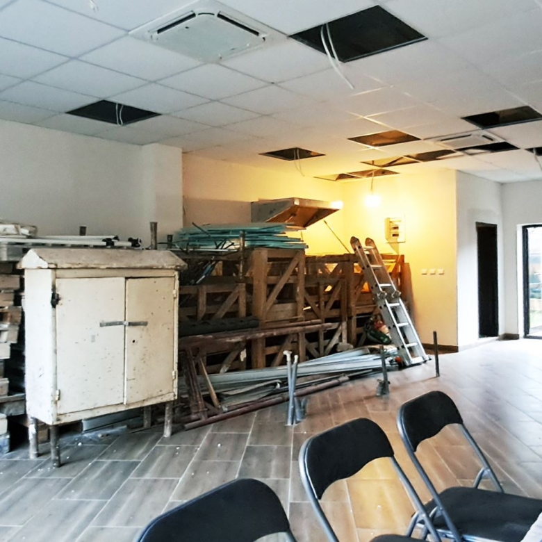 ЗАВЕДЕНИЕ 150 М² И ВИТРИНА КЪМ УЛИЦА И ДВОР - 0