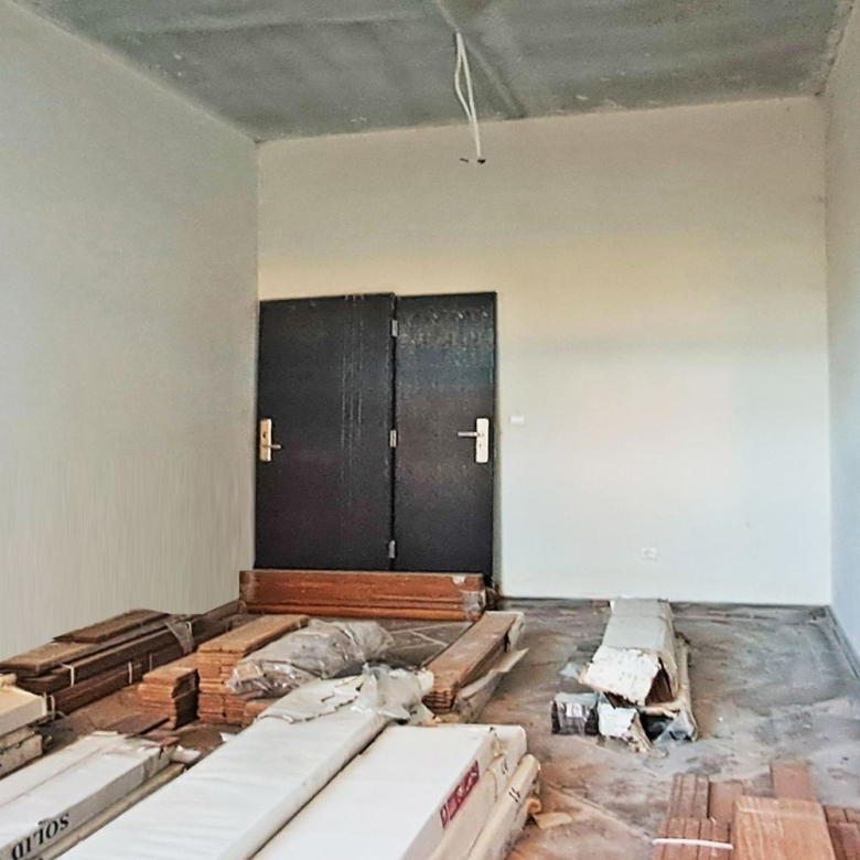 ЗАВЕДЕНИЕ 150 М² И ВИТРИНА КЪМ УЛИЦА И ДВОР - 0