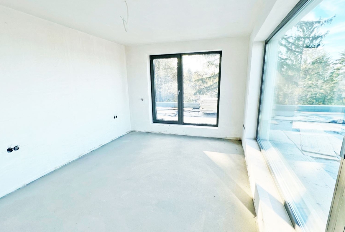 4-СТАЕН АПАРТАМЕНТ 274 М² В ПОЛИТЕ НА ВИТОША - 0