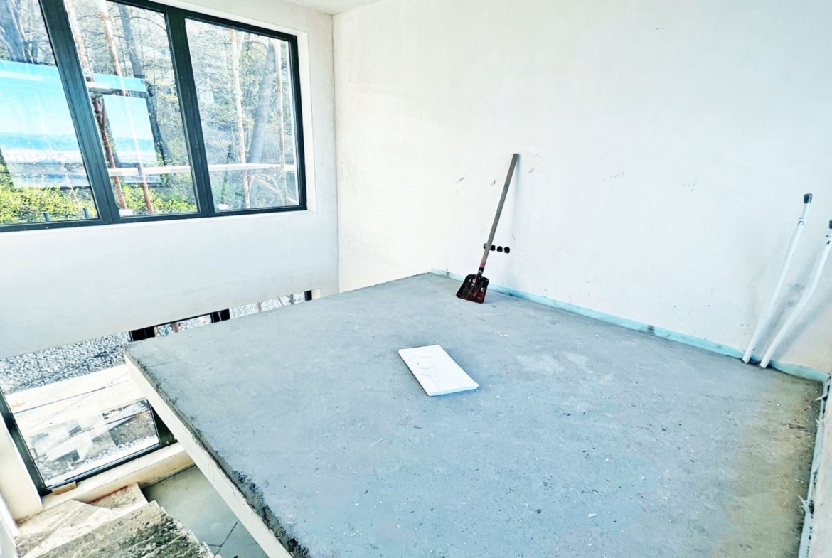 4-СТАЕН АПАРТАМЕНТ 274 М² В ПОЛИТЕ НА ВИТОША - 0