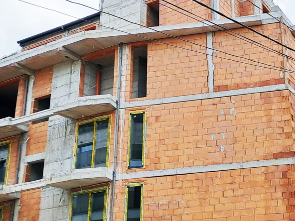 4-СТАЕН АПАРТАМЕНТ 141 М² ДО РЕЗИДЕНЦИЯ БОЯНА - 0