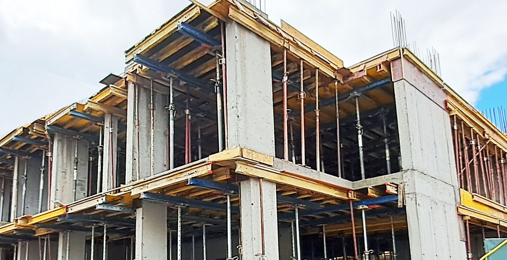 3-СТАЕН АПАРТАМЕНТ 140 М² ДО НБУ - 0