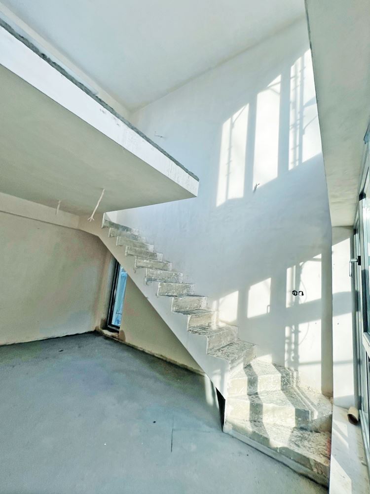 4-СТАЕН АПАРТАМЕНТ 363 М² В ПОЛИТЕ НА ВИТОША - 0