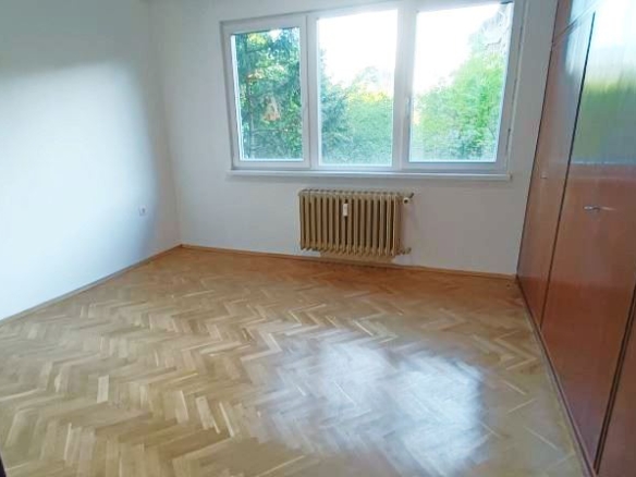 3-СТАЕН АПАРТАМЕНТ 71 М² ДО МЕТРОСТАНЦИЯ КРАСНО СЕЛО - 0