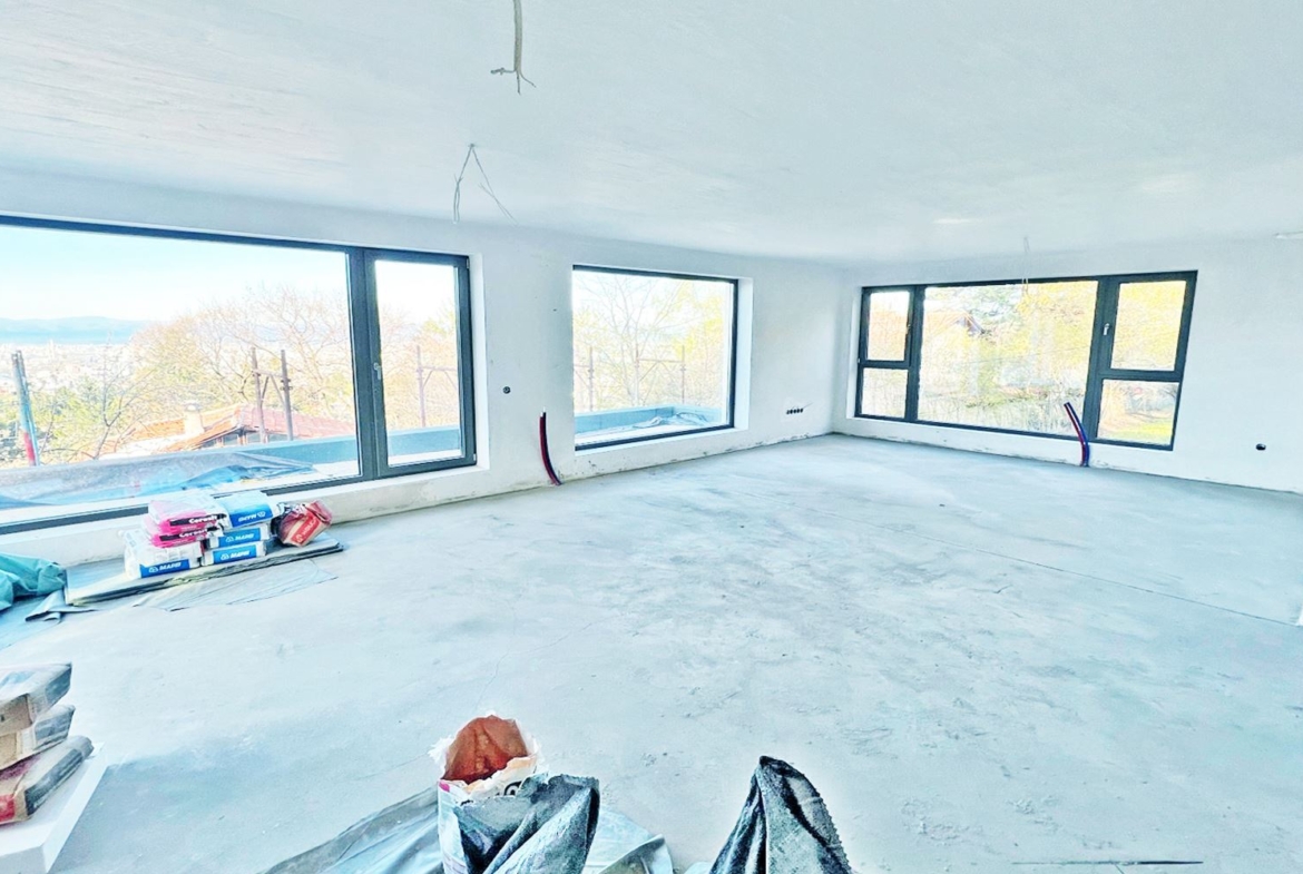 4-СТАЕН АПАРТАМЕНТ 274 М² В ПОЛИТЕ НА ВИТОША - 0