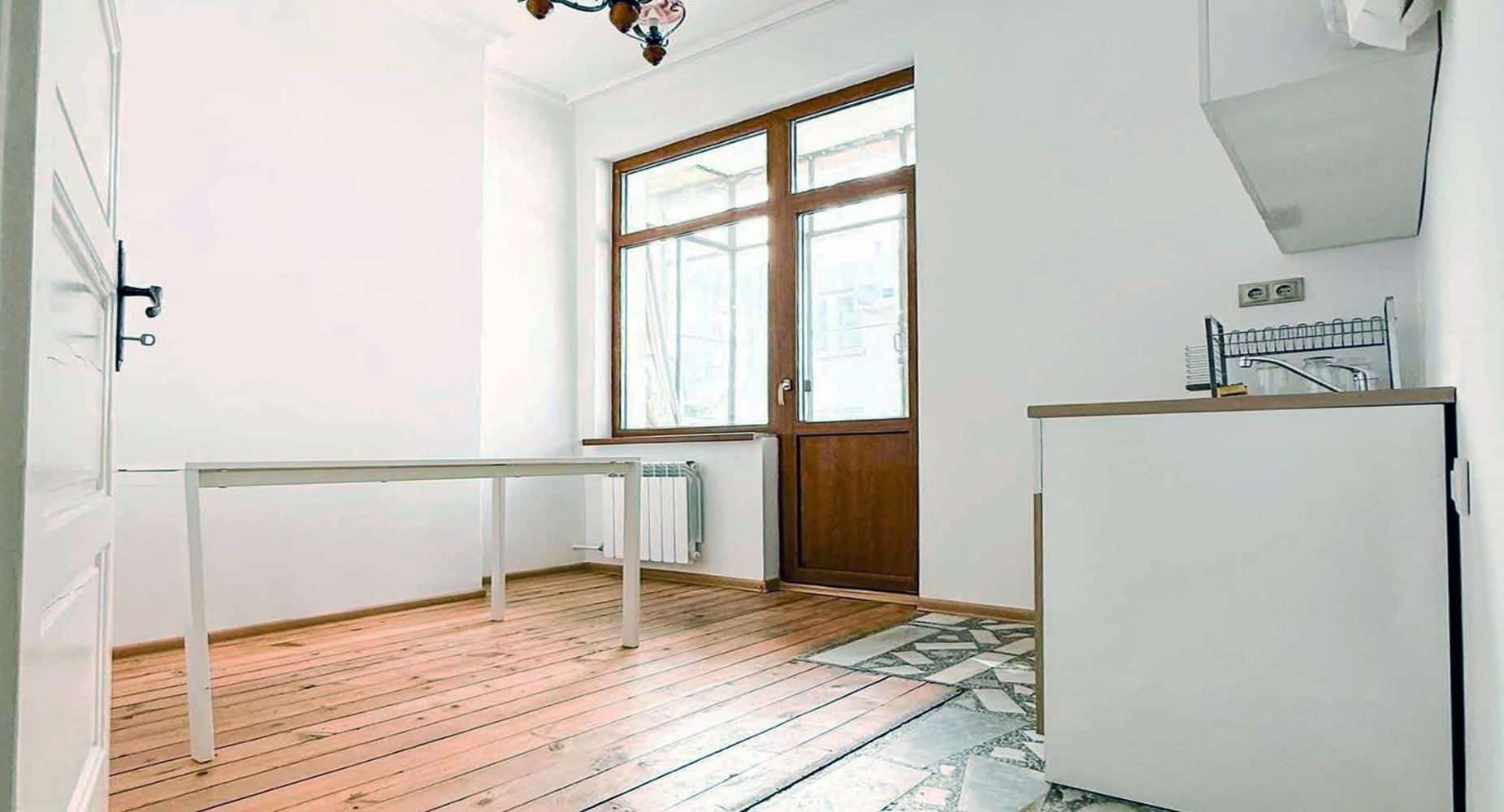 3-СТАЕН АПАРТАМЕНТ 151 М² В ПОЛИТЕ НА ВИТОША - 0