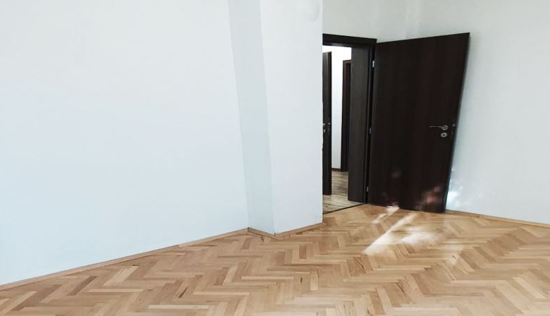3-СТАЕН АПАРТАМЕНТ 71 М² ДО МЕТРОСТАНЦИЯ КРАСНО СЕЛО - 0