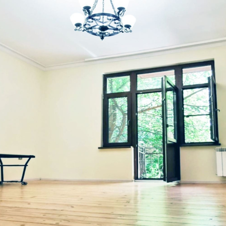 3-СТАЕН АПАРТАМЕНТ 151 М² В ПОЛИТЕ НА ВИТОША - 0