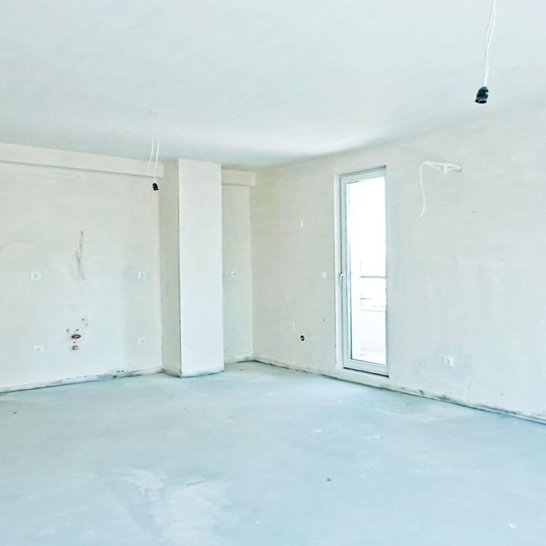 3-СТАЕН АПАРТАМЕНТ 116 М² В КВ. ПАВЛОВО - 0