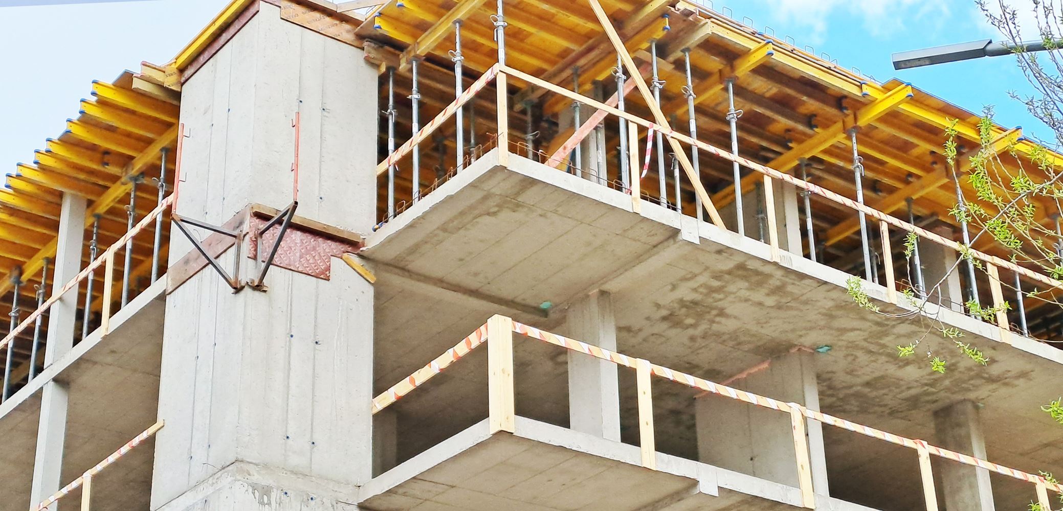 3-СТАЕН АПАРТАМЕНТ 121 М² СЪС СОБСТВЕН ДВОР В МАНАСТИРСКИ ЛИВАДИ ИЗТОК - 0