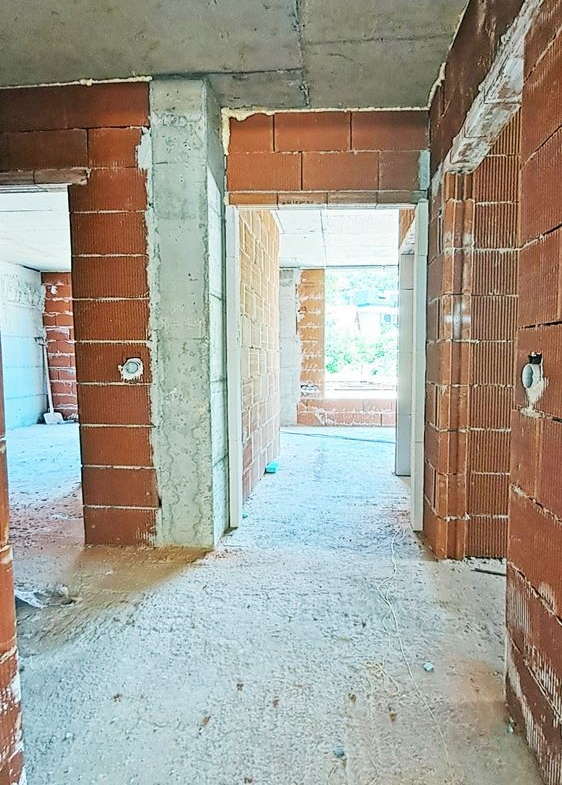 3-СТАЕН АПАРТАМЕНТ СЪС 92 М² СЪС СОБСТВЕН ДВОР В КВ. 76 М², ОВЧА КУПЕЛ - 0