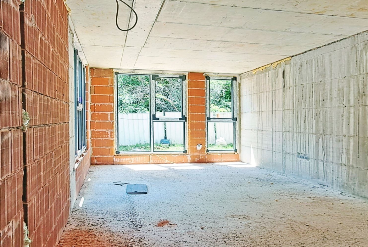 3-СТАЕН АПАРТАМЕНТ СЪС 92 М² СЪС СОБСТВЕН ДВОР В КВ. 76 М², ОВЧА КУПЕЛ - 0