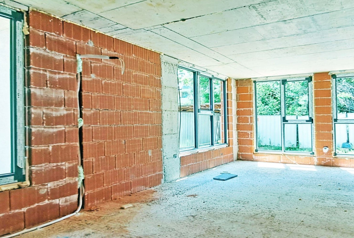 3-СТАЕН АПАРТАМЕНТ СЪС 92 М² СЪС СОБСТВЕН ДВОР В КВ. 76 М², ОВЧА КУПЕЛ - 0