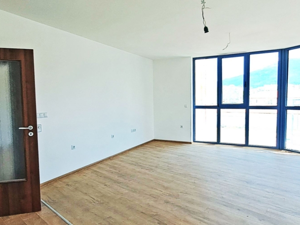 3-СТАЕН АПАРТАМЕНТ със ЗП 120 м² до метростанция Мизия - 0