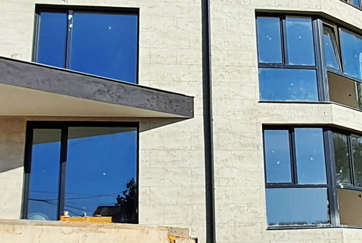 2-СТАЕН АПАРТАМЕНТ 66 М² В Ж.К. ОВЧА КУПЕЛ - 0