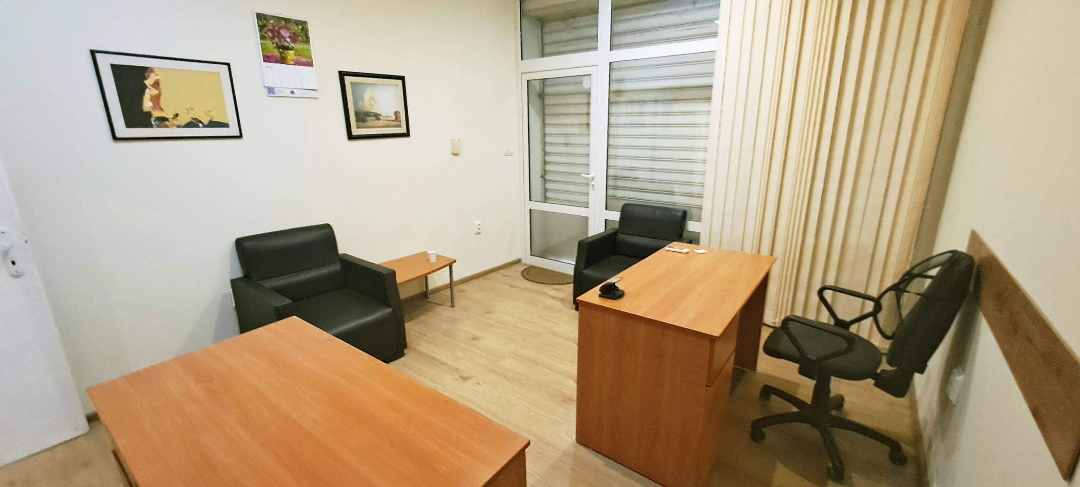 ОФИС СЪС ЧЖП 50 М² И ВИТРИНА КЪМ УЛИЦА. - 0