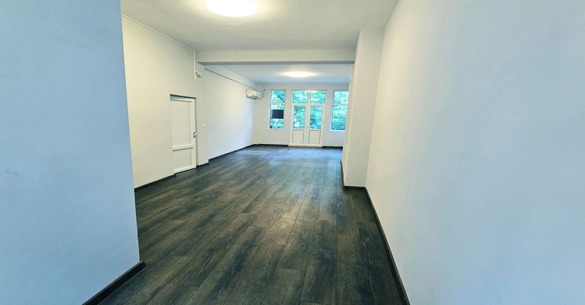 ОФИС 130 М² НА ЦЕНТРАЛНА УЛИЦАТА - 0