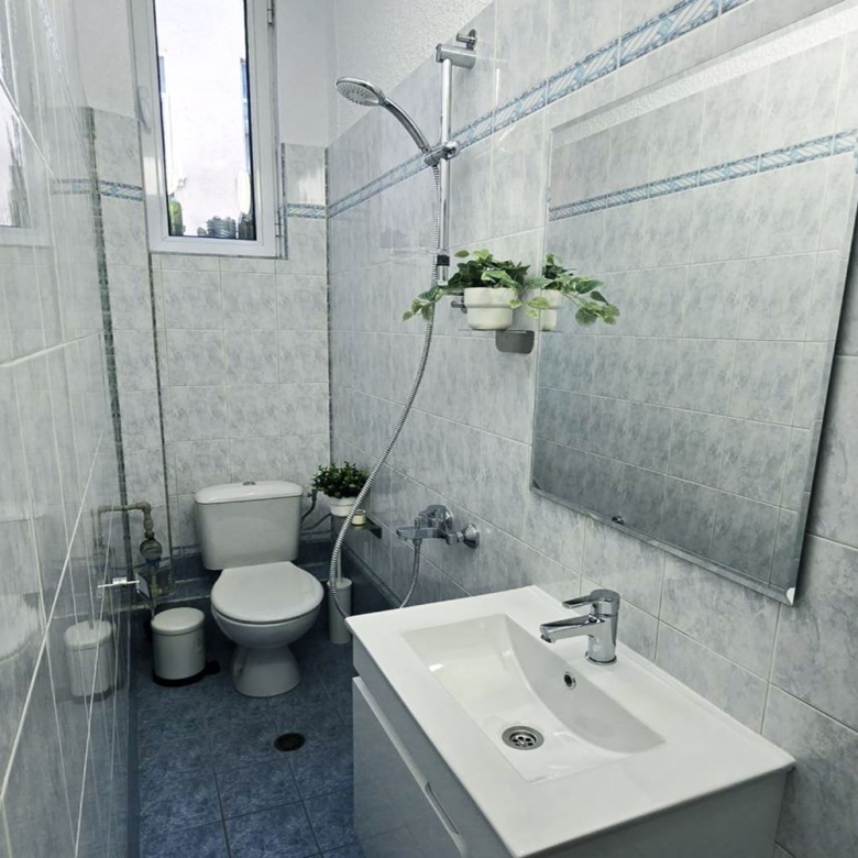 ОФИС 130 М² НА ЦЕНТРАЛНА УЛИЦАТА - 0
