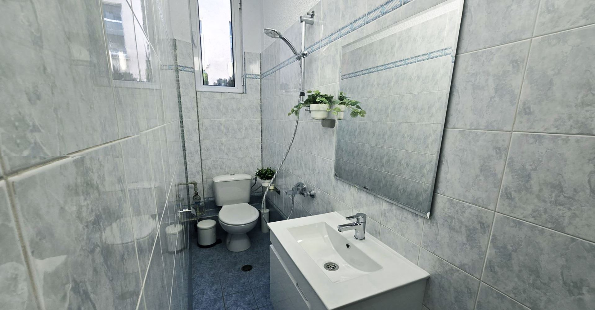 ОФИС 130 М² НА ЦЕНТРАЛНА УЛИЦАТА - 0