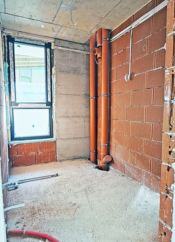 3-СТАЕН АПАРТАМЕНТ СЪС 92 М² СЪС СОБСТВЕН ДВОР В КВ. 76 М², ОВЧА КУПЕЛ - 0