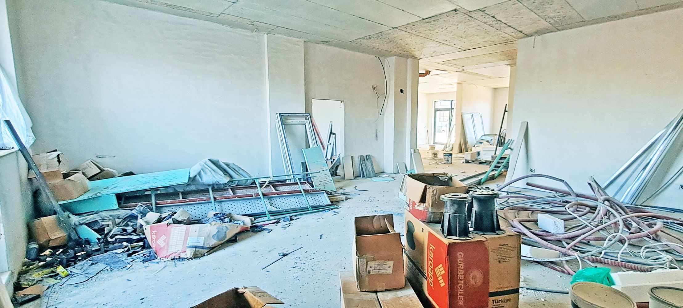 ПОМЕЩЕНИЕ 242 М² ДО МЕТРОСТАНЦИЯ БИЗНЕС ПАРК - 0
