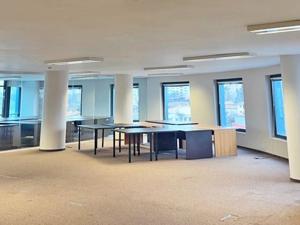 ОФИС 330 М² В КВ. ХАДЖИ ДИМИТЪР - 0