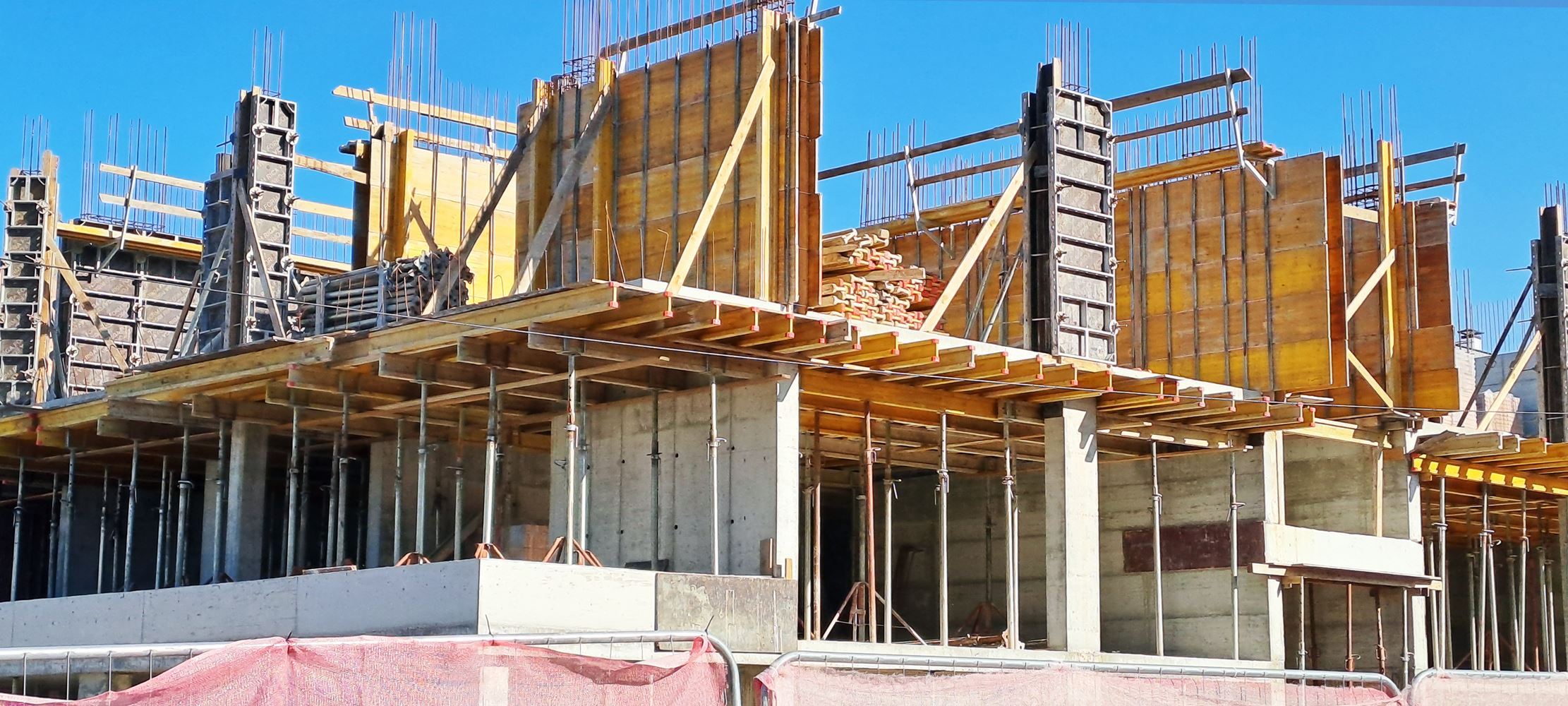 3-СТАЕН АПАРТАМЕНТ 94 М² МЕЖДУ ДО НОВ БЪЛГАРСКИ УНИВЕРСИТЕТ - 0