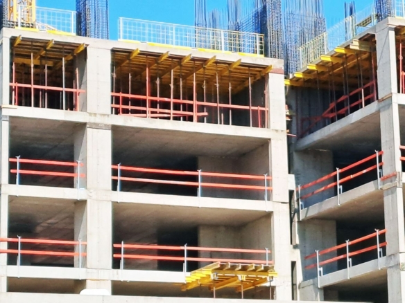 4-СТАЕН АПАРТАМЕНТ 212 М² С ПАНОРАМНА ТЕРАСА - 0