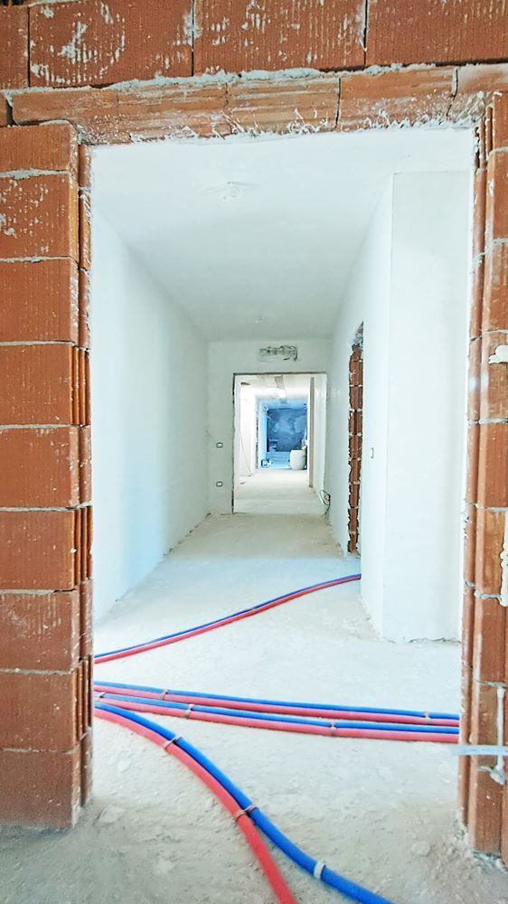 3-СТАЕН АПАРТАМЕНТ СЪС 92 М² СЪС СОБСТВЕН ДВОР В КВ. 76 М², ОВЧА КУПЕЛ - 0