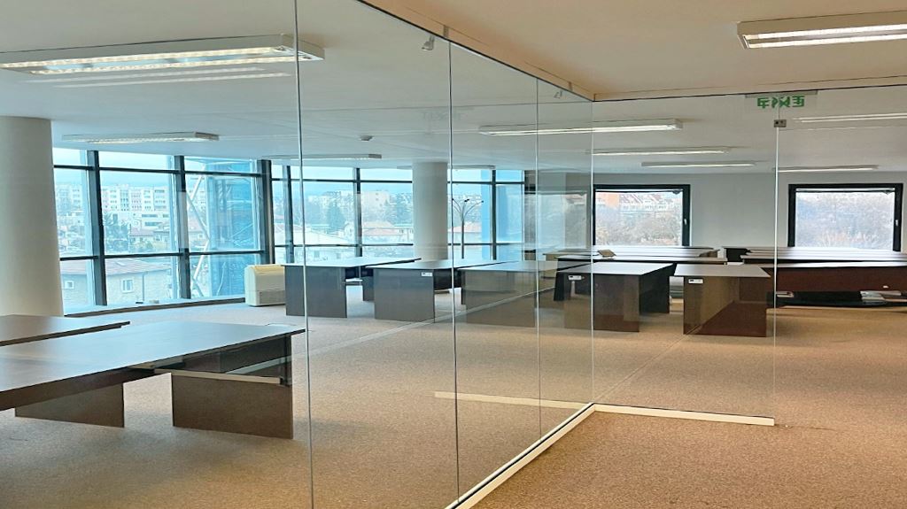 ОФИС 330 М² В КВ. ХАДЖИ ДИМИТЪР - 0