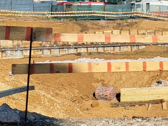 3-СТАЕН АПАРТАМЕНТ 109 М² ДО МЕТРОСТАНЦИЯ МИЗИЯ - 0