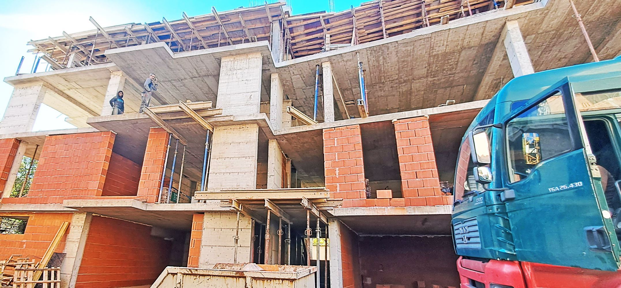 2-СТАЕН АПАРТАМЕНТ 85 М² ДО МЕТРОСТАНЦИЯ МИЗИЯ - 0