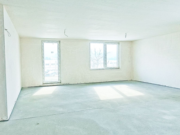 4-СТАЕН АПАРТАМЕНТ 170 М² МЕЖДУ ДВЕ МЕТРОСТАНЦИИ - 0