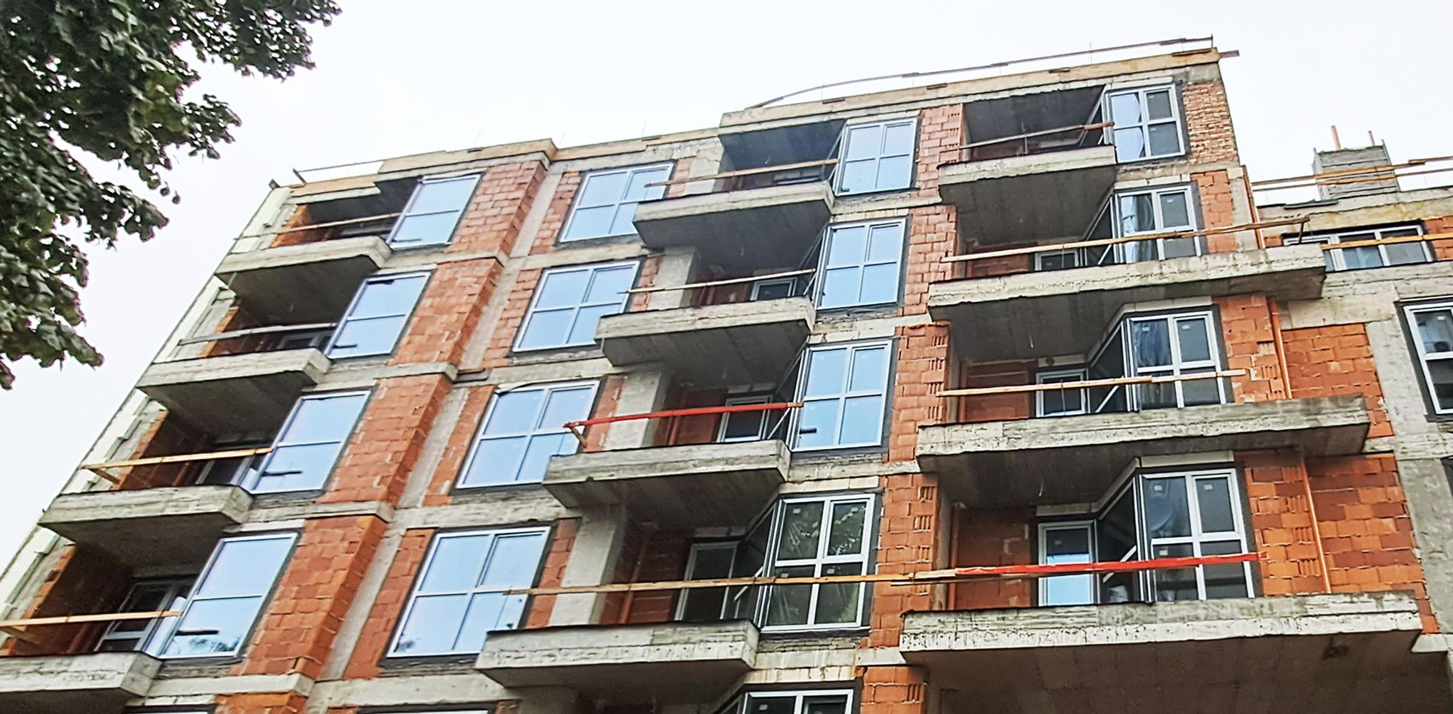 3-СТАЕН АПАРТАМЕНТ 127 М2 ДО МЕТРОСТАНЦИЯ КРАСНО СЕЛО - 0