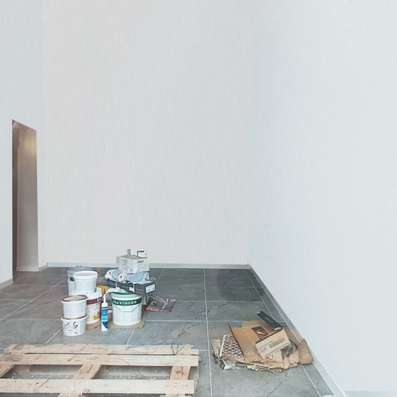 ПОМЕЩЕНИЕ 30 М² И ВИТРИНА КЪМ УЛИЦАТА - 0