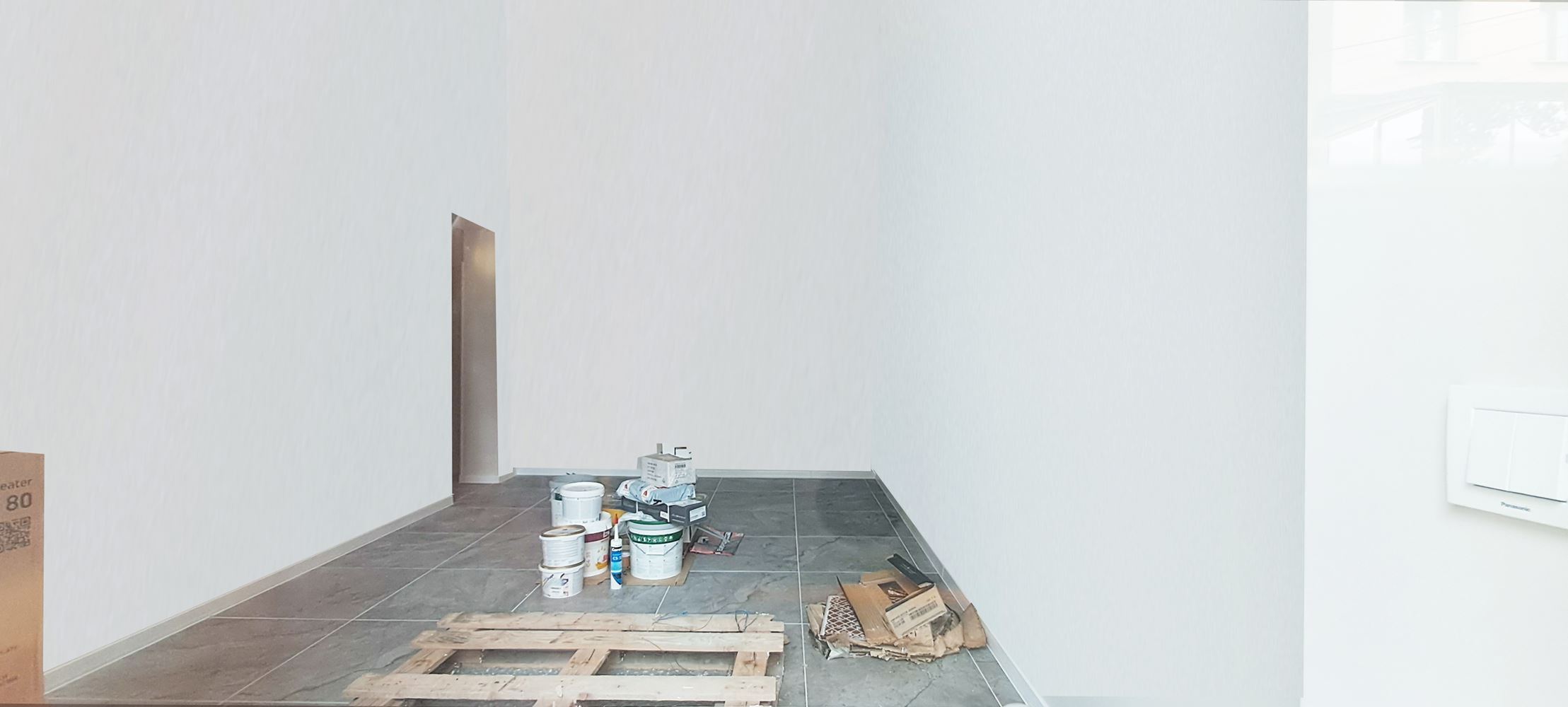 ПОМЕЩЕНИЕ 30 М² И ВИТРИНА КЪМ УЛИЦАТА - 0