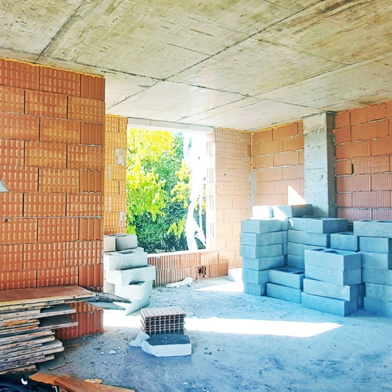 4-СТАЕН АПАРТАМЕНТ 133 М2 ДО МЕТРОСТАНЦИЯ МИЗИЯ - 0