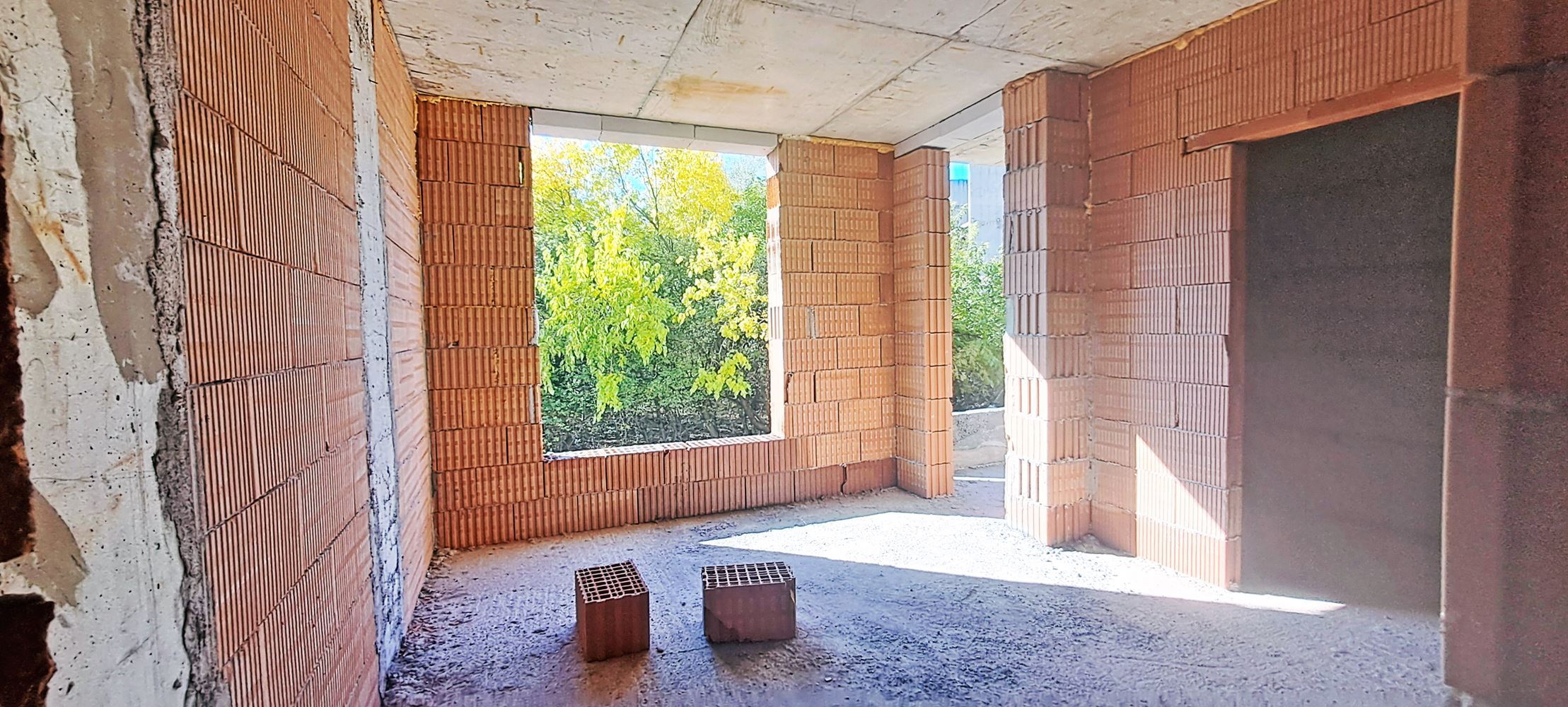 4-СТАЕН АПАРТАМЕНТ 133 М2 ДО МЕТРОСТАНЦИЯ МИЗИЯ - 0