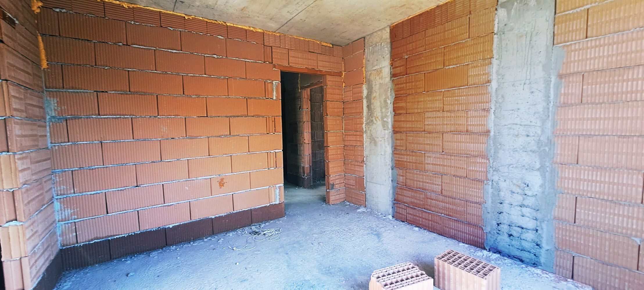 4-СТАЕН АПАРТАМЕНТ 133 М2 ДО МЕТРОСТАНЦИЯ МИЗИЯ - 0