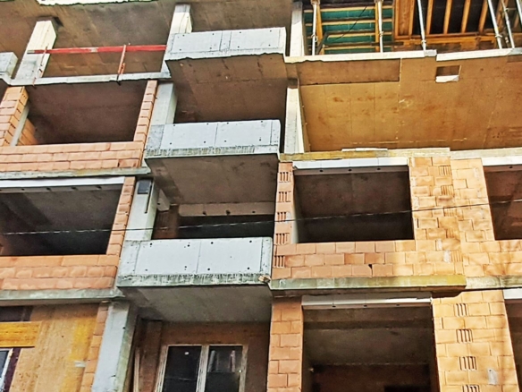 3-СТАЕН АПАРТАМЕНТ - 117 М² В КВ. БАНИШАРА - 0