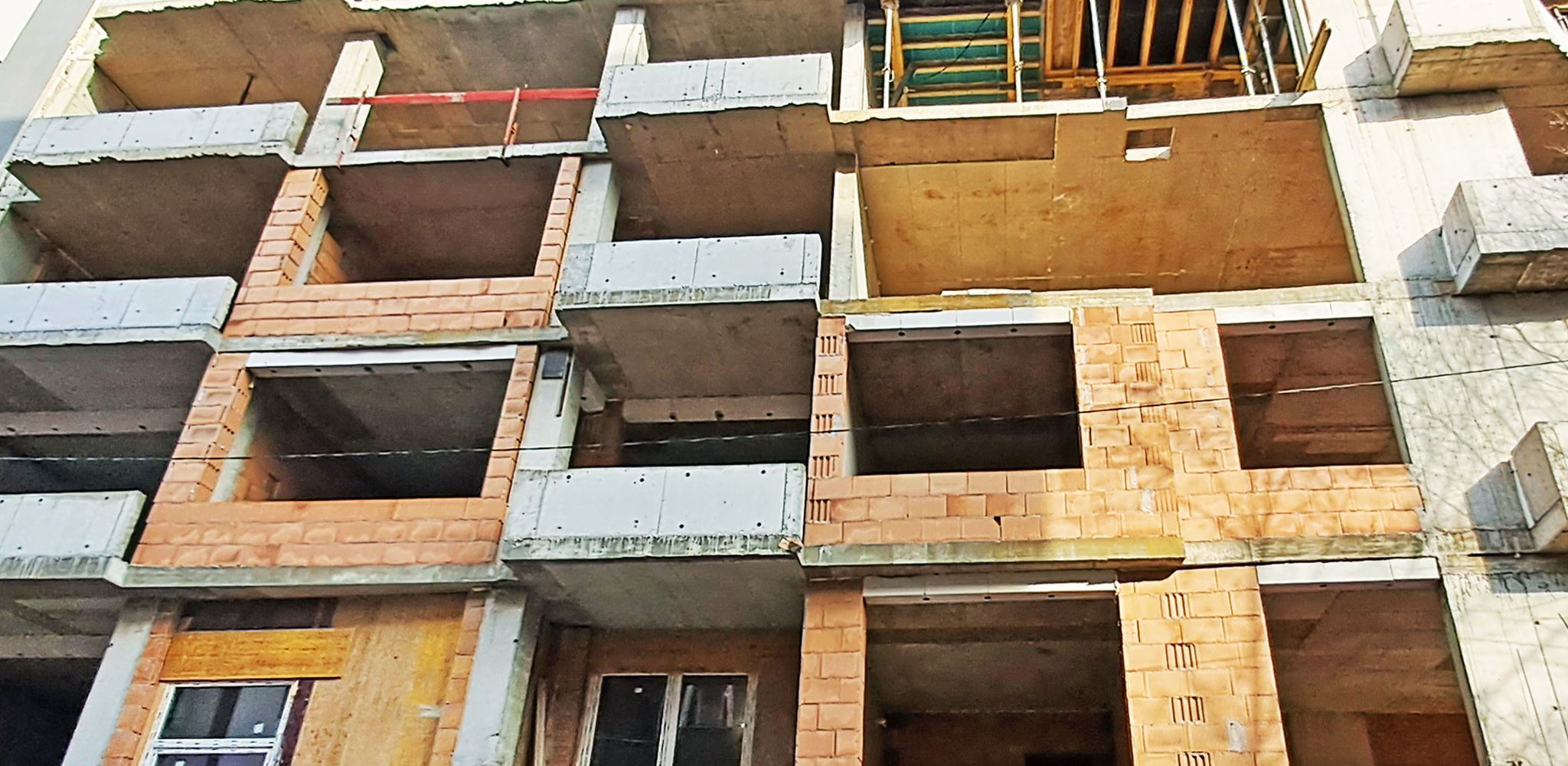 3-СТАЕН АПАРТАМЕНТ - 117 М² В КВ. БАНИШАРА - 0