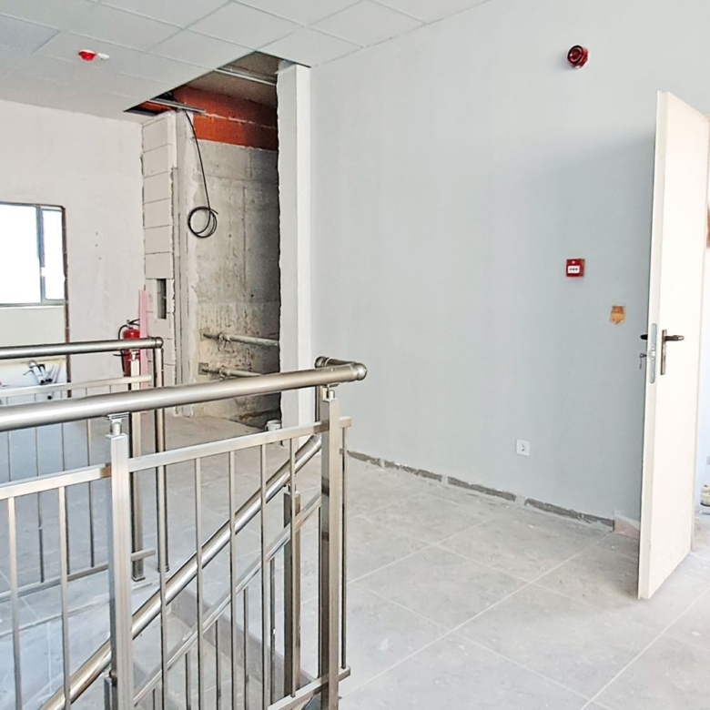 МЕДИЦИНСКИ ЦЕНТЪР 670 М² ДО МЕТРОСТАНЦИЯ ЛЮЛИН - 0