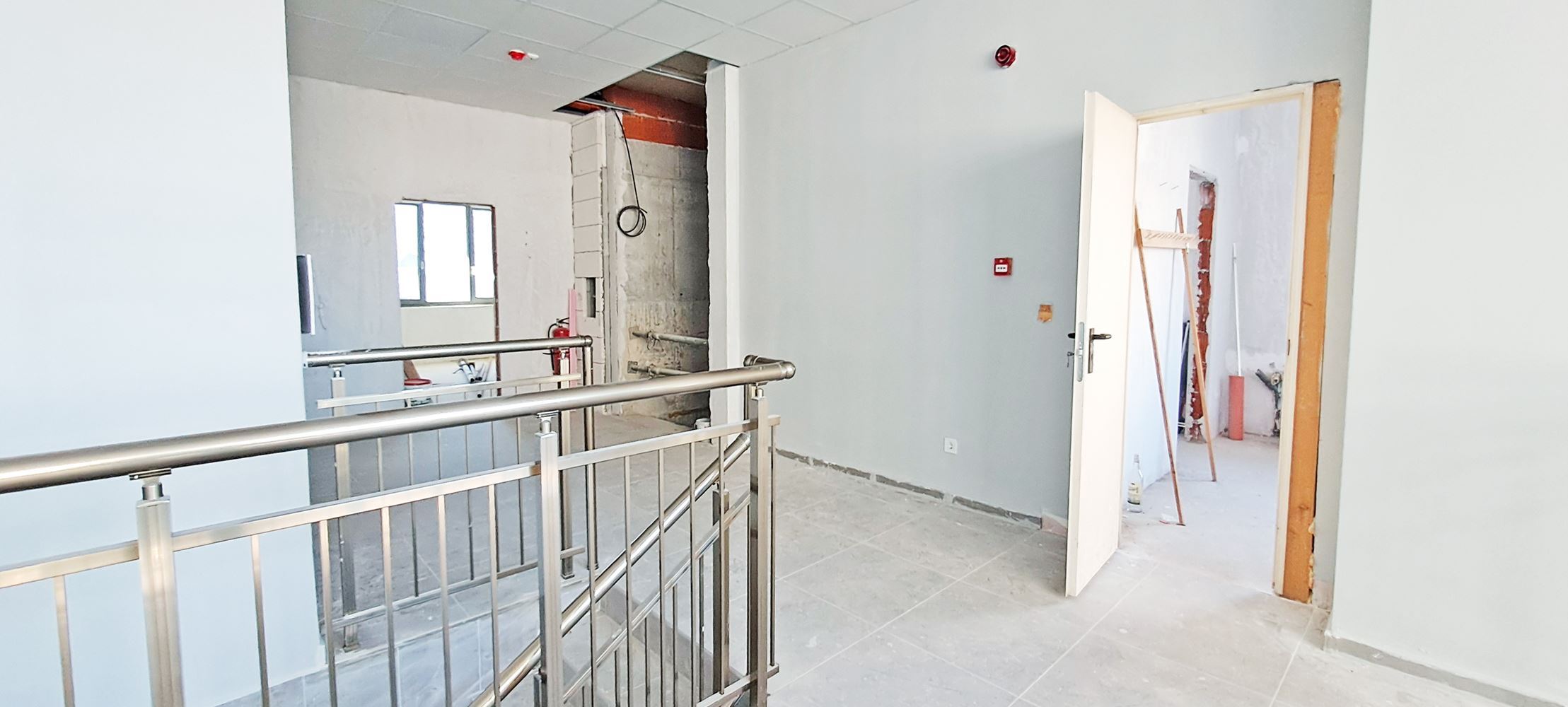 МЕДИЦИНСКИ ЦЕНТЪР 670 М² ДО МЕТРОСТАНЦИЯ ЛЮЛИН - 0