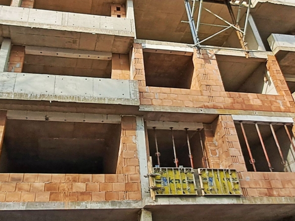 4-СТАЕН АПАРТАМЕНТ - 181 М² В КВ. БАНИШОРА - 0