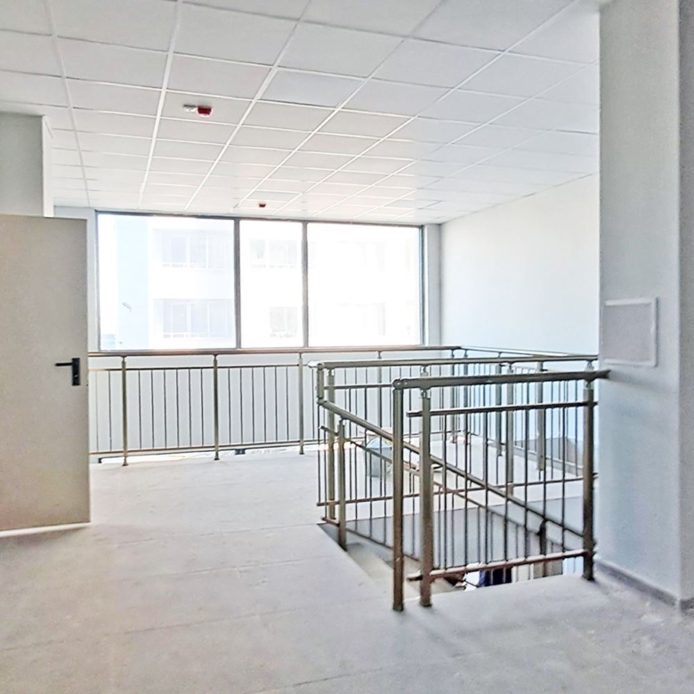 МЕДИЦИНСКИ ЦЕНТЪР 670 М² ДО МЕТРОСТАНЦИЯ ЛЮЛИН - 0
