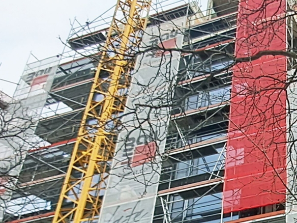 3-СТАЕН АПАРТАМЕНТ 141 М² БЛИЗО ДО ЮЖНИЯ ПАРК - 0