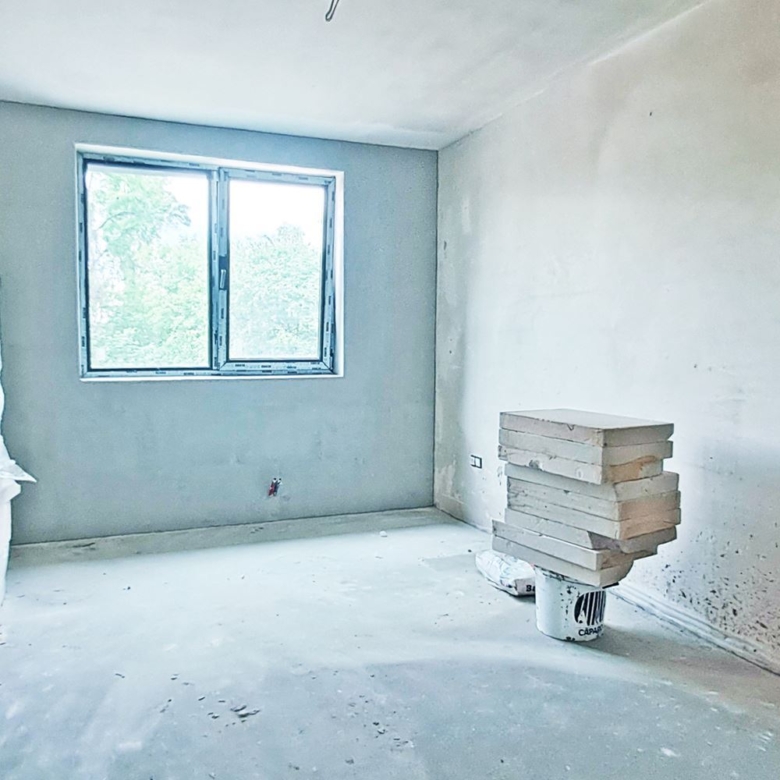 3-СТАЕН АПАРТАМЕНТ 139 М2 БЛИЗО ДО МЕТРОСТАНЦИЯ КРАСНО СЕЛО - 0