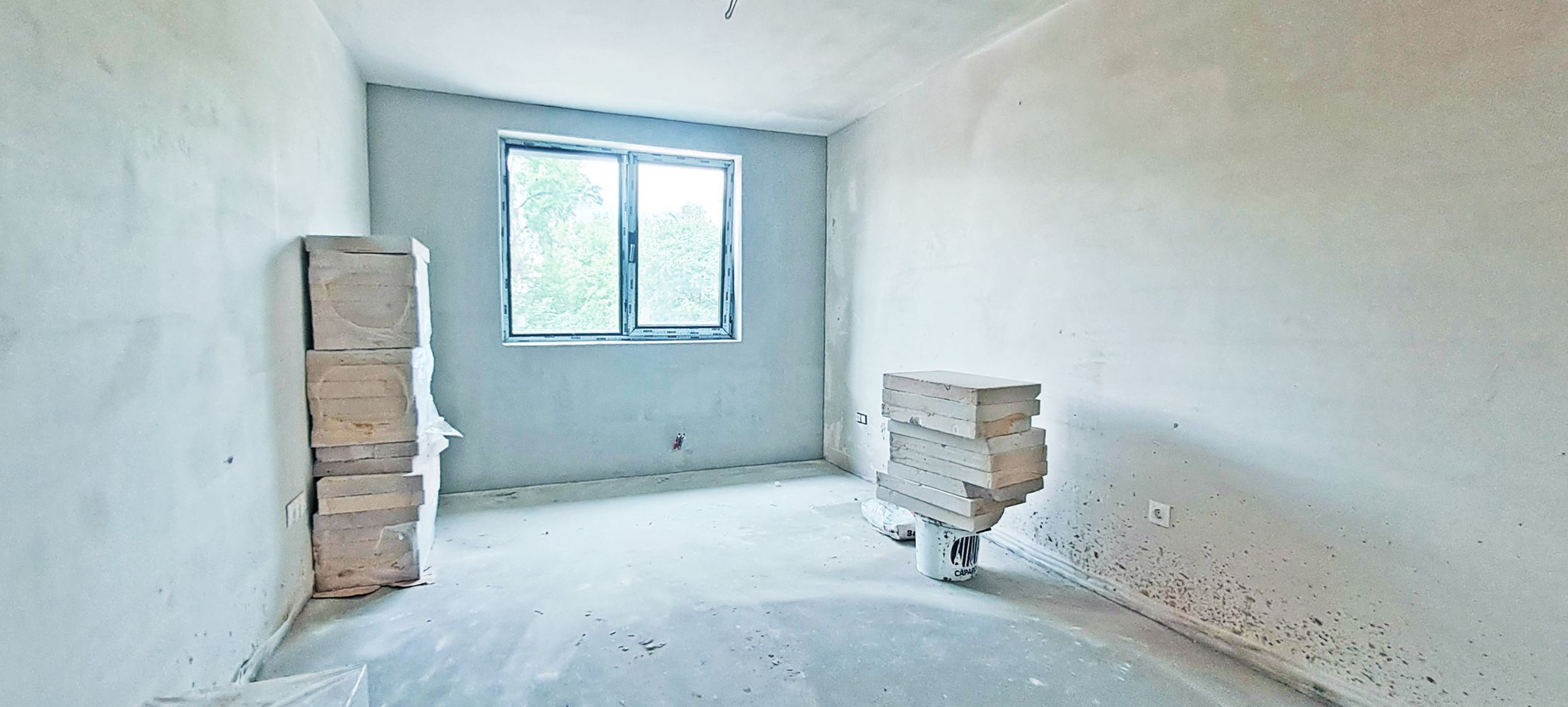 3-СТАЕН АПАРТАМЕНТ 139 М2 БЛИЗО ДО МЕТРОСТАНЦИЯ КРАСНО СЕЛО - 0