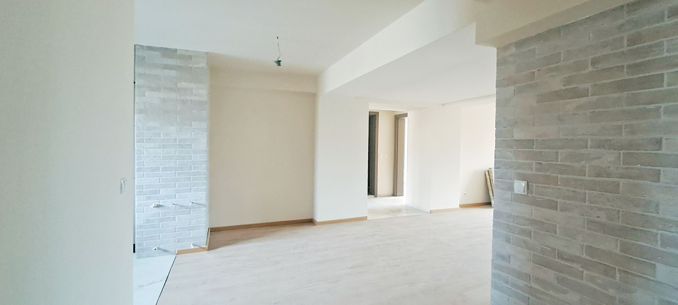 3-СТАЕН АПАРТАМЕНТ 133 М² БЛИЗО ДО ЮЖНИЯ ПАРК - 0